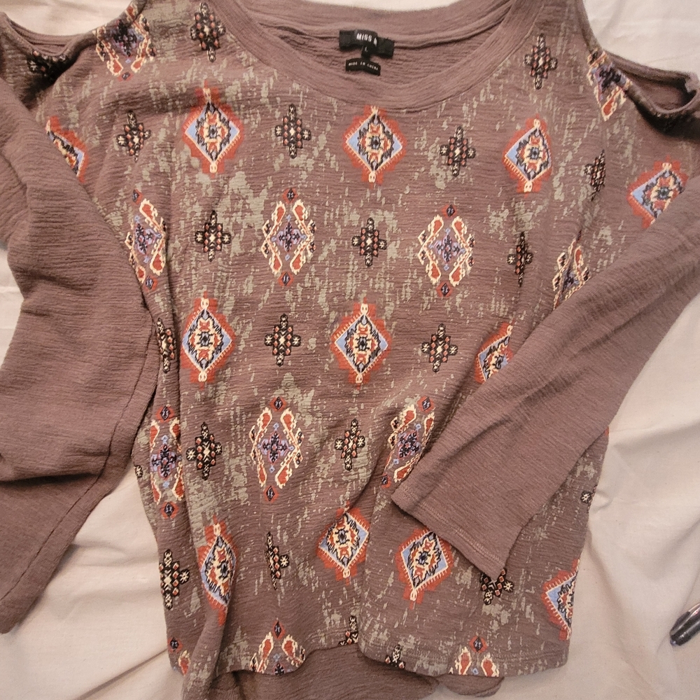 Miss Me Cold Shoulder Top